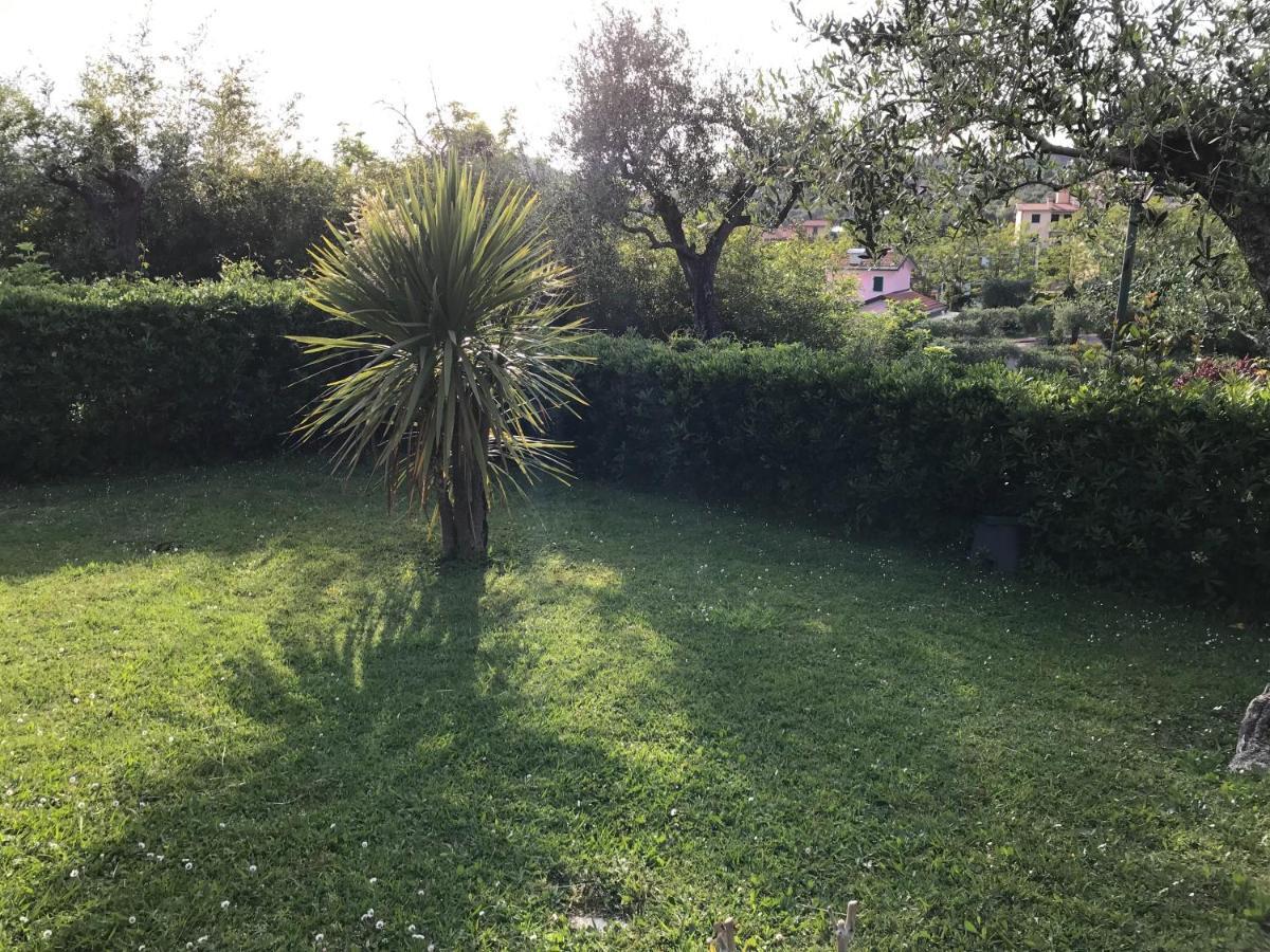 דירות לריצ'י La Casa Fra Gli Ulivi מראה חיצוני תמונה